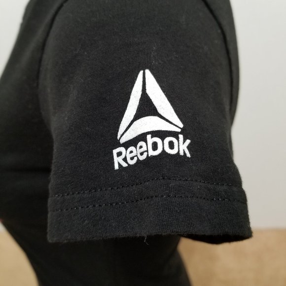 Reebok shirt Small skull & barbell crossbones graphic rainbow Pride goth punk - Picture 6 of 8